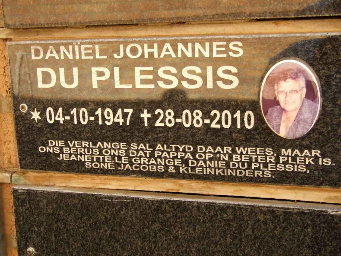 PLESSIS Daniel Johannes, du 1947-2010