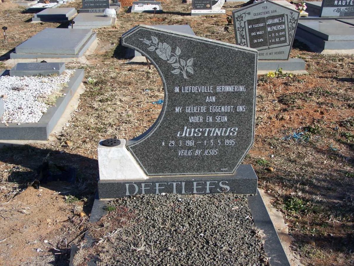 DEETLEFS Justinus 1961-1995