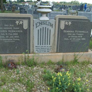 ENSLIN Theunis Hermanus 1866-1952 &amp; Hendrina Petronella VAN TONDER 1875-1950