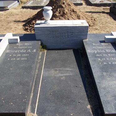 MENTZ Ricardo A.J. 1907-1971 &amp; Sophia du TOIT 1920-2003