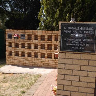 Free State, PARYS, Najaarsrus Ouetehuis, Wall of Remembrance