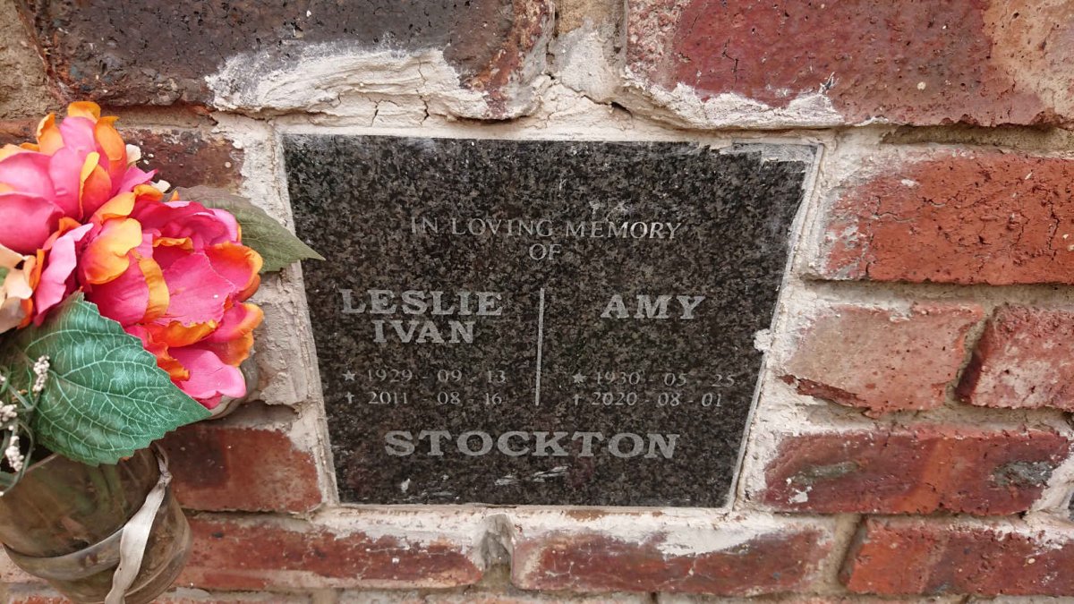 STOCKTON Leslie Ivan 1929-2011 & Amy 1930-2020