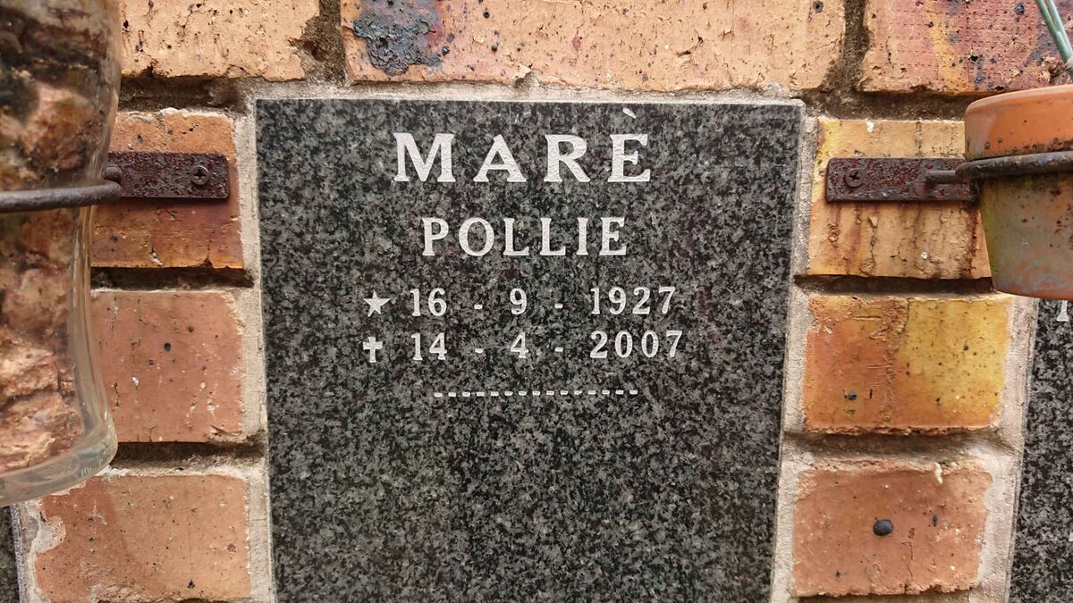 MARE Pollie 1927-2007