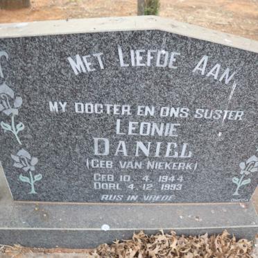 DANIEL Leonie nee VAN NIEKERK 1944-1993