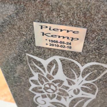 KEMP Pierre 1966-2010