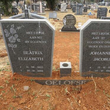 OELOFSE Johannes Jacobus 1911-2000 & Beatrix Elizabeth 1925-2002