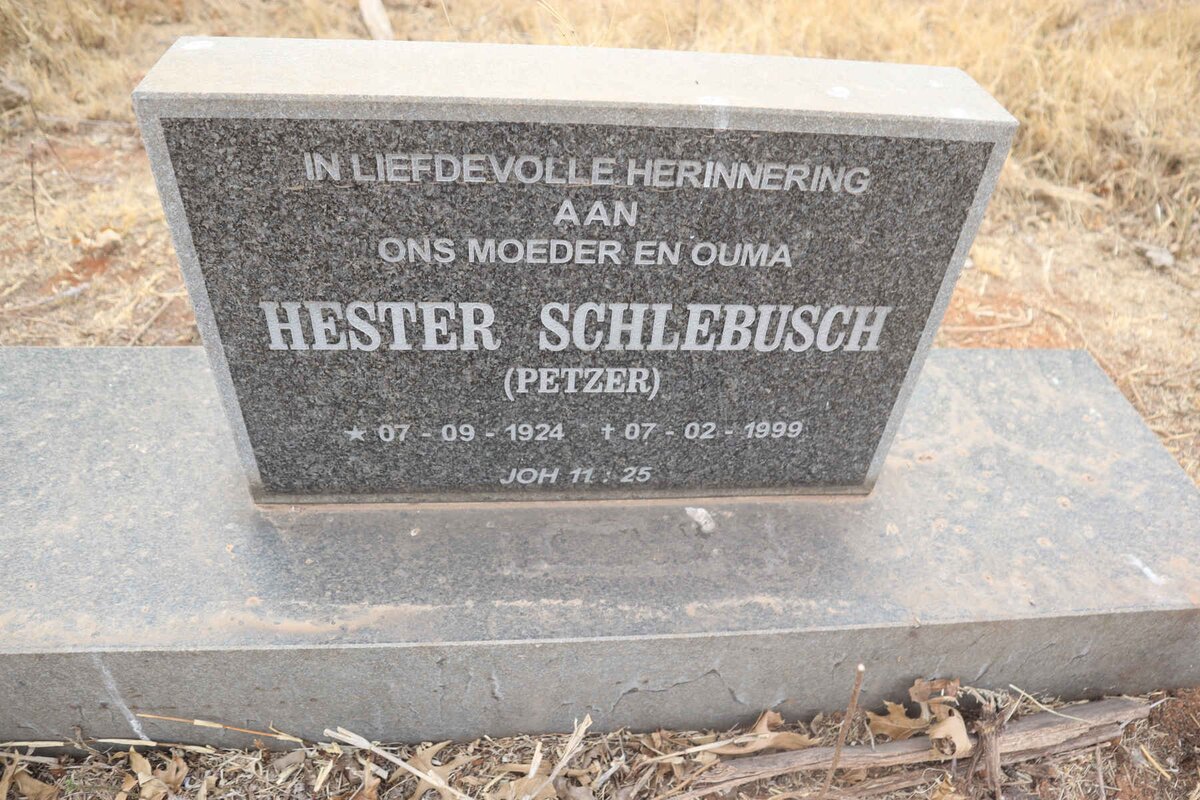SCHLEBUSCH Hester nee PETZER 1924-1999