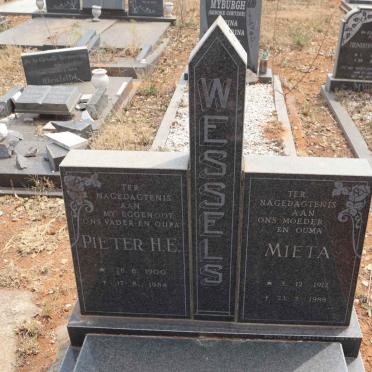 WESSELS Pieter H.E. 1900-1984 & Mieta 1912-1988