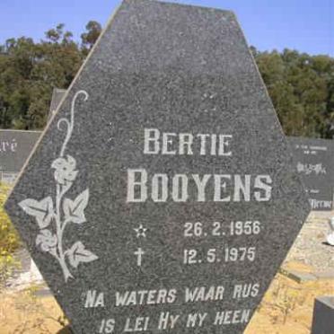 BOOYENS Bertie 1956-1975