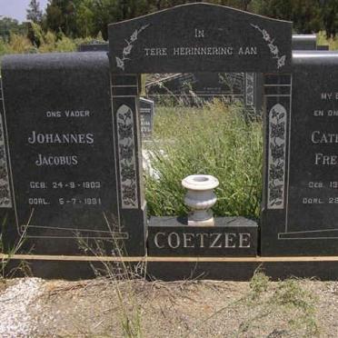 COETZEE Johannes Jacobus 1903-1991 &amp; Catharina Fredrika 1915-19?3