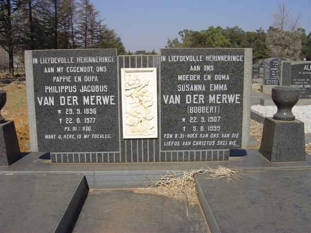 MERWE Philippus Jacobus, van der 1896-1977 &amp; Susanna Emma BOBBERT 1907-1999