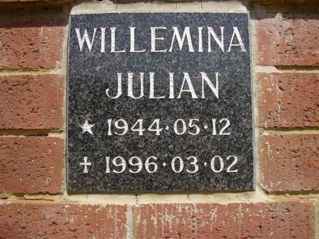 JULIAN Willemina 1944-1996