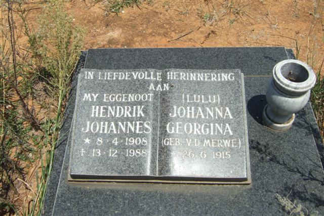 REYNEKE Hendrik Johannes 1908-1988 &amp; Johanna Georgina VAN DER MERWE 1915-