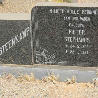 STEENKAMP Pieter Stephanus 1903-1987 &amp; Susara Christina BOTHA 1908-1980