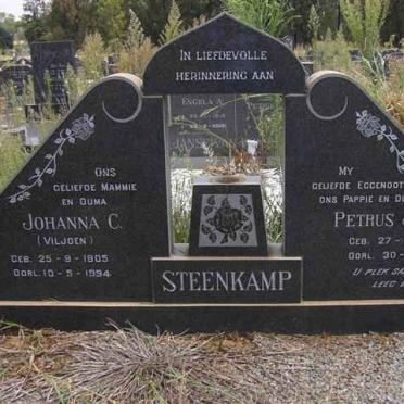 STEENKAMP Petrus J.J. 1898-1971 &amp; Johanna C. VILJOEN 1905-1994