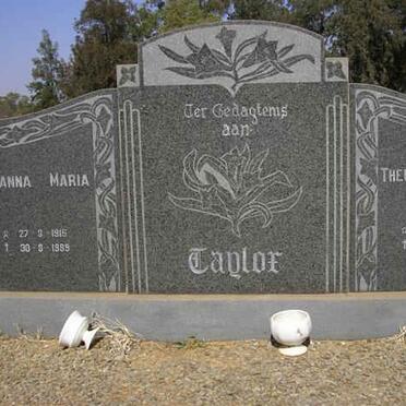 TAYLOR Theunis Johannes 1903-1975 &amp; Susanna Maria 1915-1995