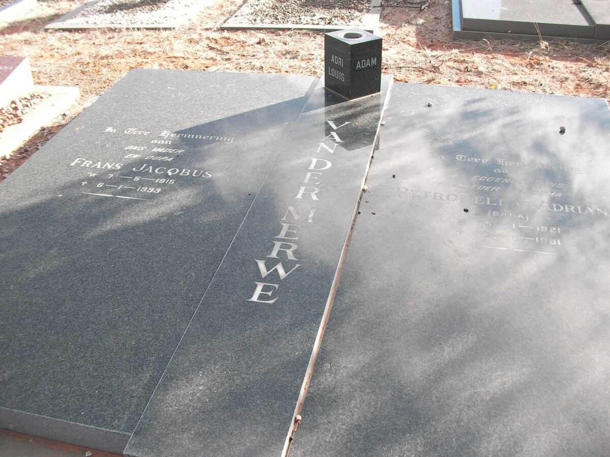 MERWE Frans Jacobus, van der 1915-1993 &amp; Petronella Adriana 1921-1981