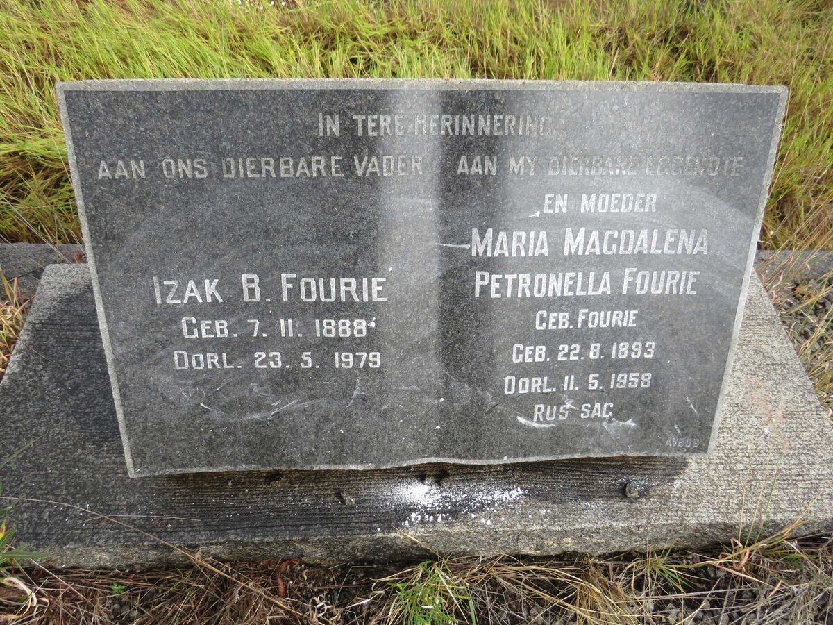 FOURIE Izak B. 1888-1979 &amp; Maria Magdalena Petronella FOURIE 1893-1958