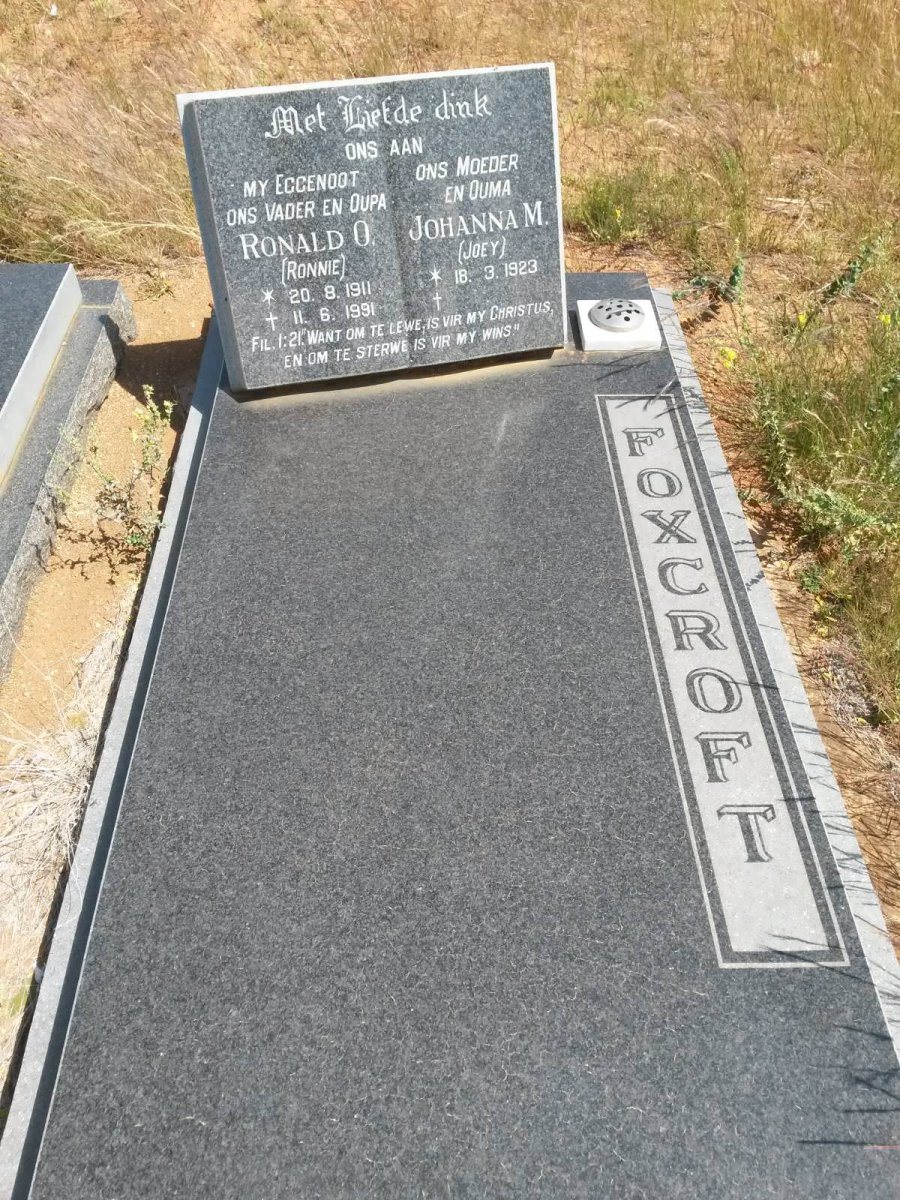 FOXCROFT Ronald O. 1911-1991 &amp; Johanna M. 1923-