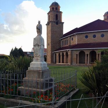 Free State, REDDERSBURG, Gereformeerde Kerk, Burgergedenksteen / Burgher memorial 1899-1902