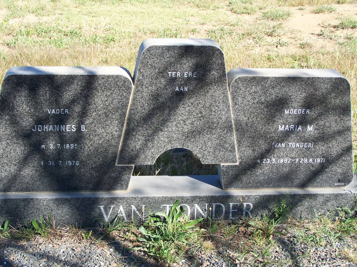 TONDER Johannes B., van 1895-1976 &amp; Maria M. VAN TONDER 1892-1971