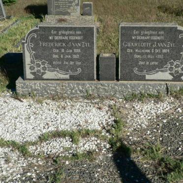ZYL Frederick J., van 1889-1959 &amp; Charlotte J. MALHERBE 1894-1982