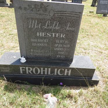 FROHLICH Hester 1945-2005