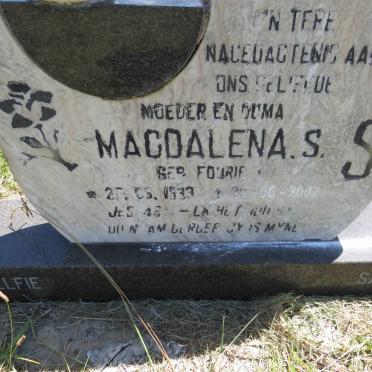 LOOTS Magdalena S. nee FOURIE 1933-2002