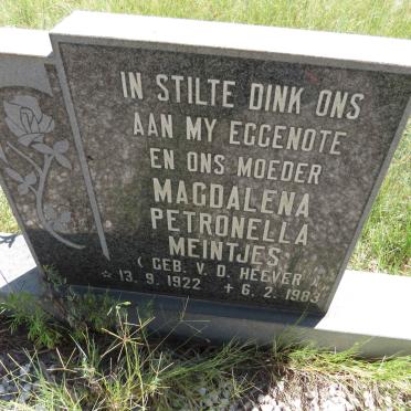 MEINTJES Magdalena Petronella nee V.D. HEEVER 1922-1983