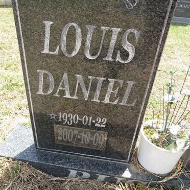 PIENAAR Louis Daniel 1930-2007 & Judith Hester 1929-2010 _1