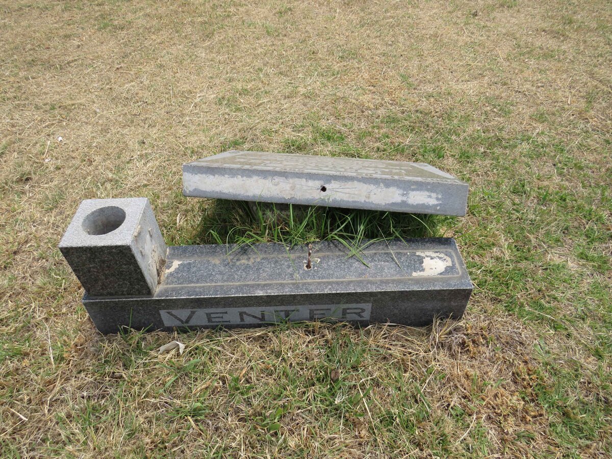 VENTER Jan Adriaan 1955-2004 _2