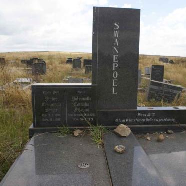 SWANEPOEL Pieter Frederick Renier 1900-1962 &amp; Petronella Cornelia Johanna GEYSER 1915-1997