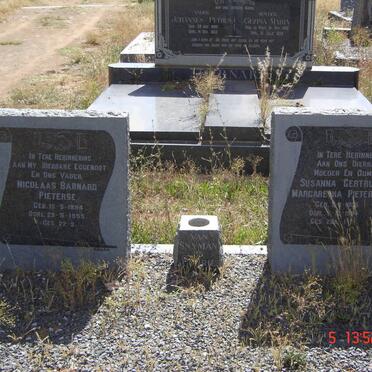 PIETERSE Nicolaas Barnard 1894-1955 &amp; Susanna Gertruida Margaretha 1905-1984