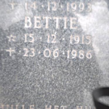 PIETERSE Philip 1913-1993 &amp; Bettie 1915-1986 :: PIETERSE Frikkie 1939-1978