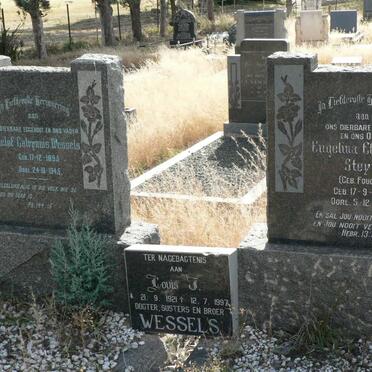 WESSELS Roelof Calwynuis 1895-1945 &amp; STEYN Engelina Elizabeth nee FOURIE 1896-1978 :: WESSELS Louis J. 1921-1997
