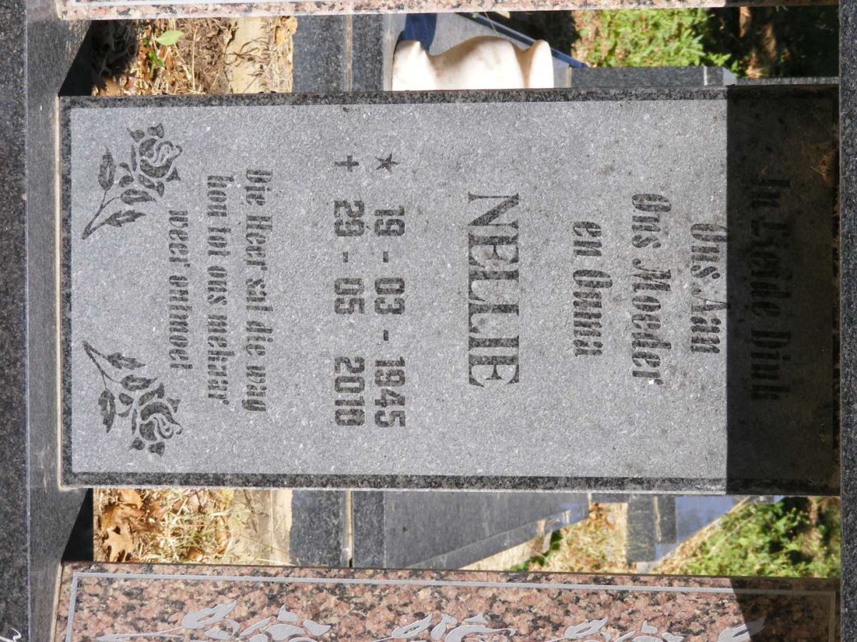 APPÉL Nellie 1945-2010