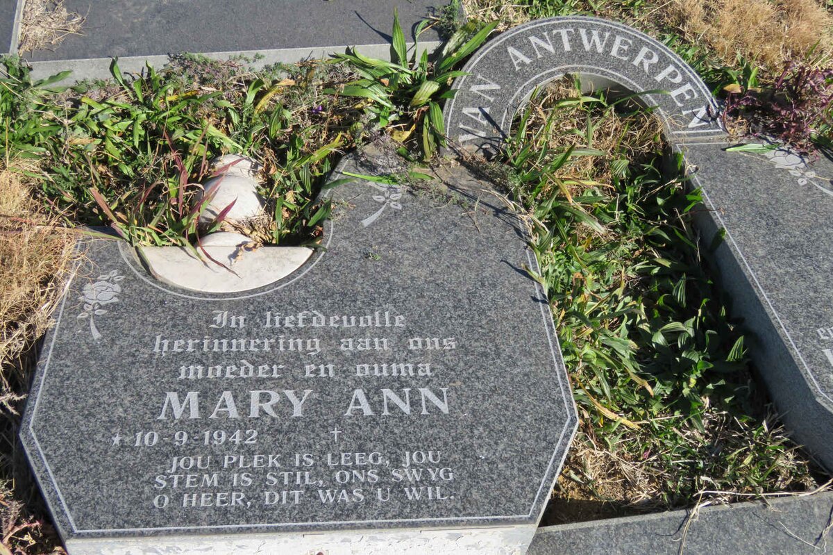 ANTWERPEN Jacobus Andreas, van 1942-1999 &amp; Mary Ann 1942-