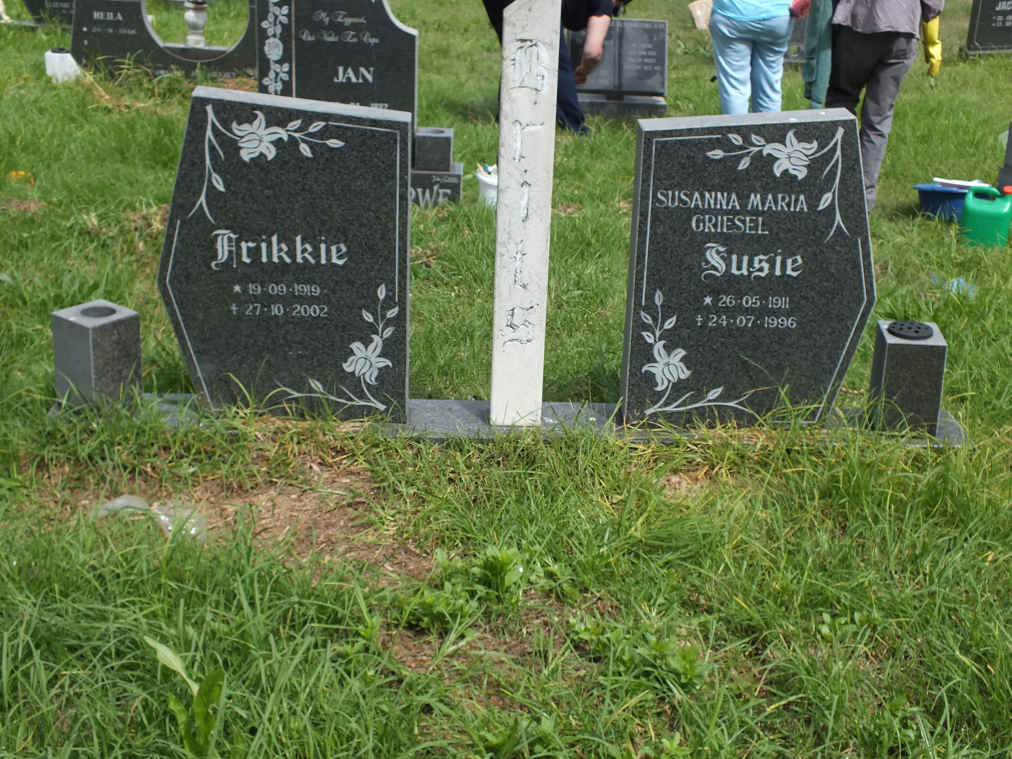 BRITS Frikkie 1919-2002 &amp; Susanna Maria GRIESEL 1911-1996