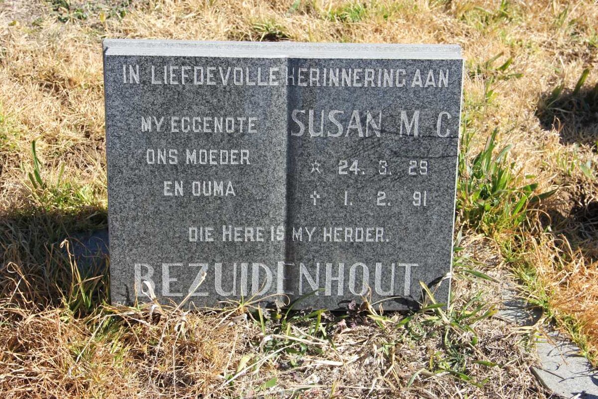 BEZUIDENHOUT Susan M.C. 1929-1991