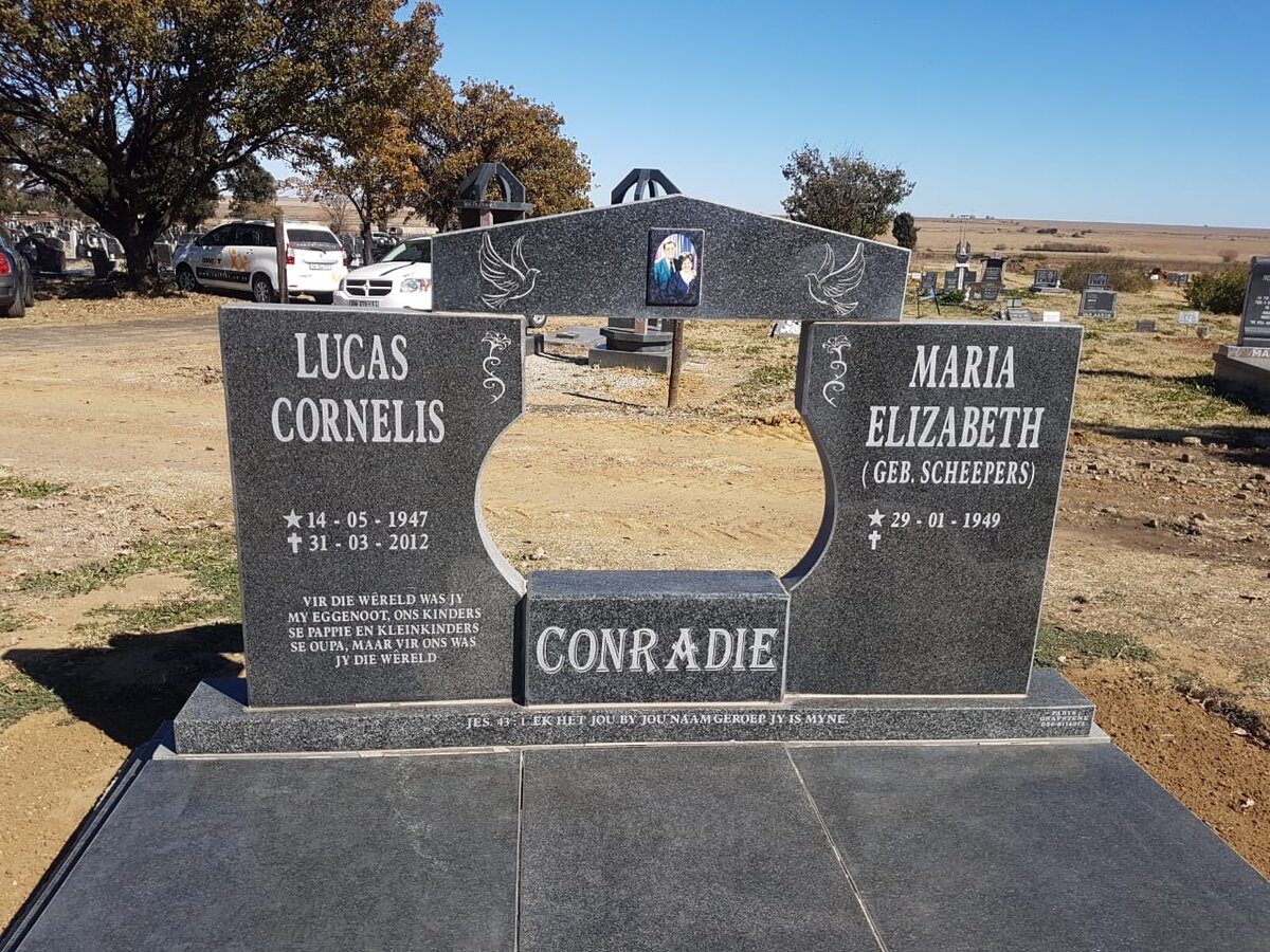 CONRADIE Lucas Cornelius 1947-2012 &amp; Maria Elizabeth SCHEEPERS 1949-