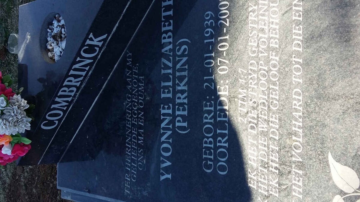 COMBRINCK Yvonne Elizabeth nee PERKINS 1939-200?