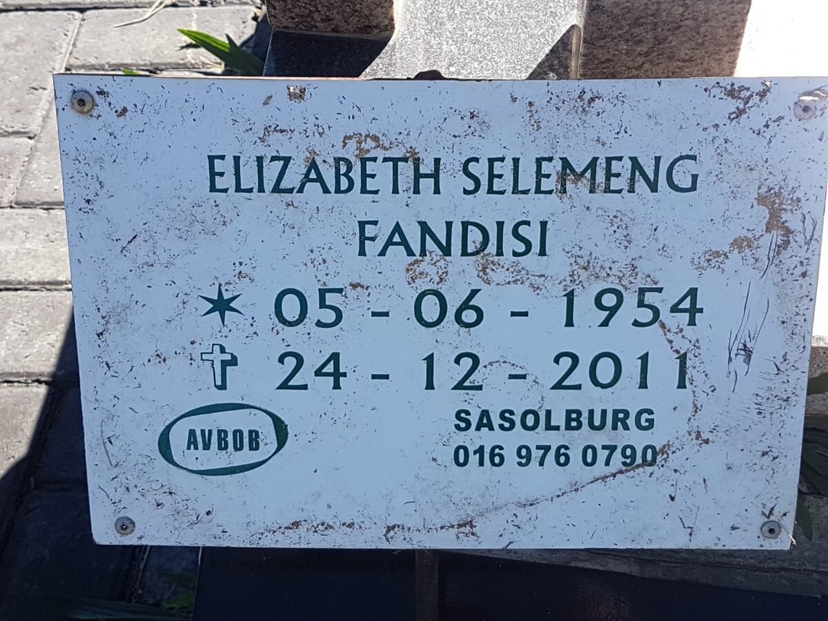 FANDISI Elizabeth Selemeng 1954-2011