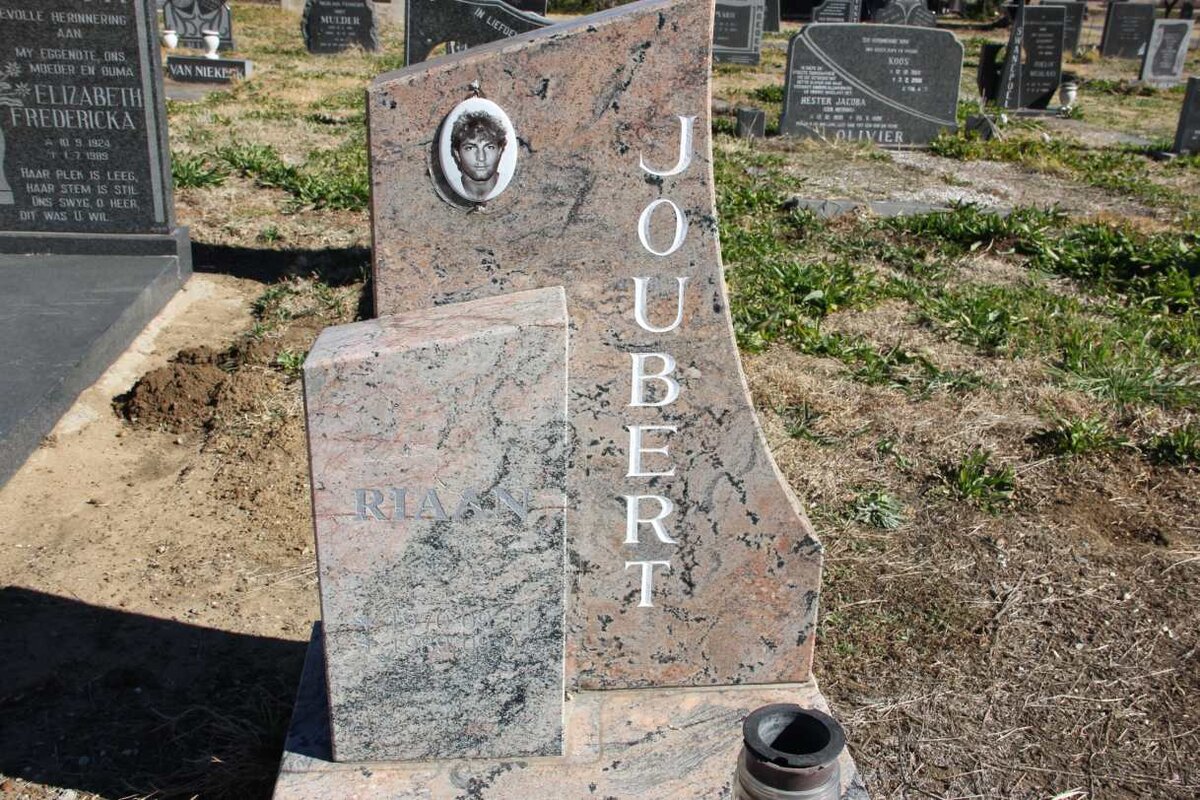JOUBERT Riaan 1970-1989
