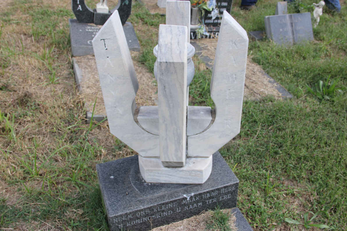 KAMFER Tanya 1989-199?