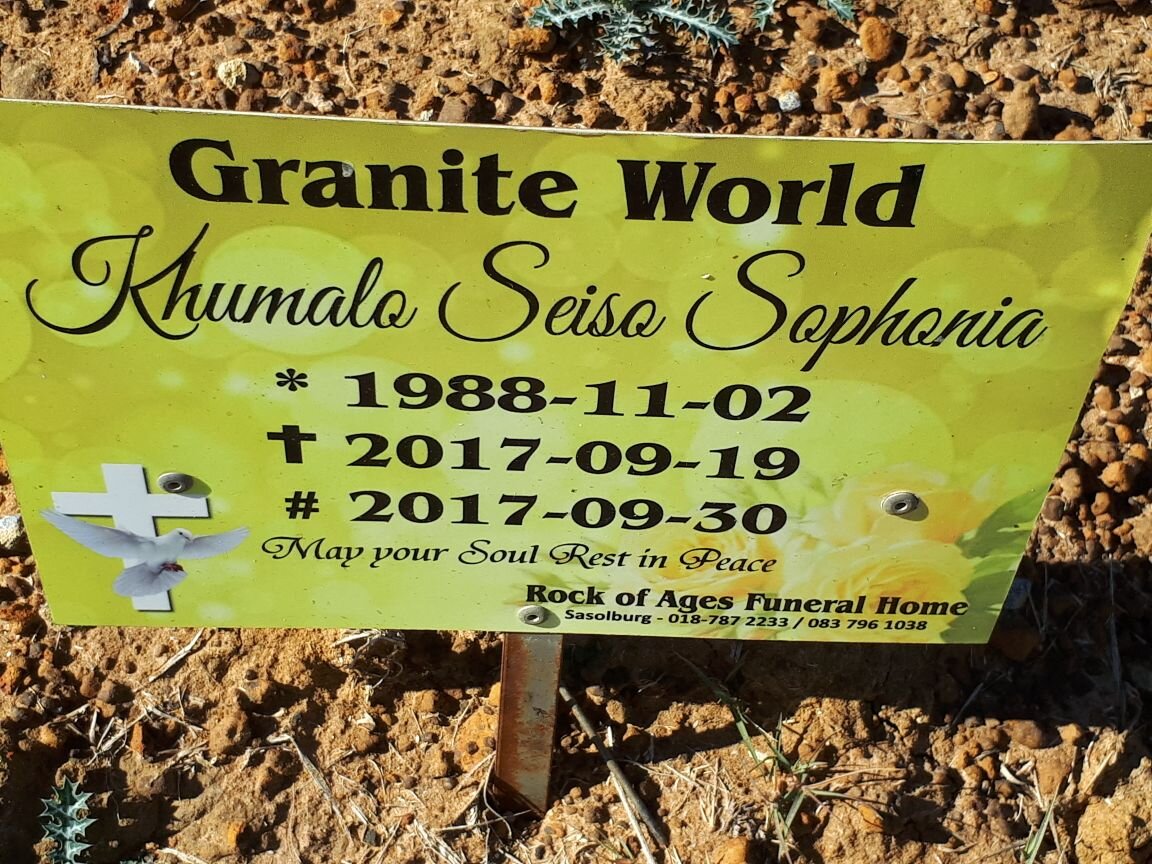 KHUMALO Seisa Sophonia 1988-2017