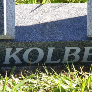 KOLBE Hennie 1944-2011 &amp; Kinnie 1943-