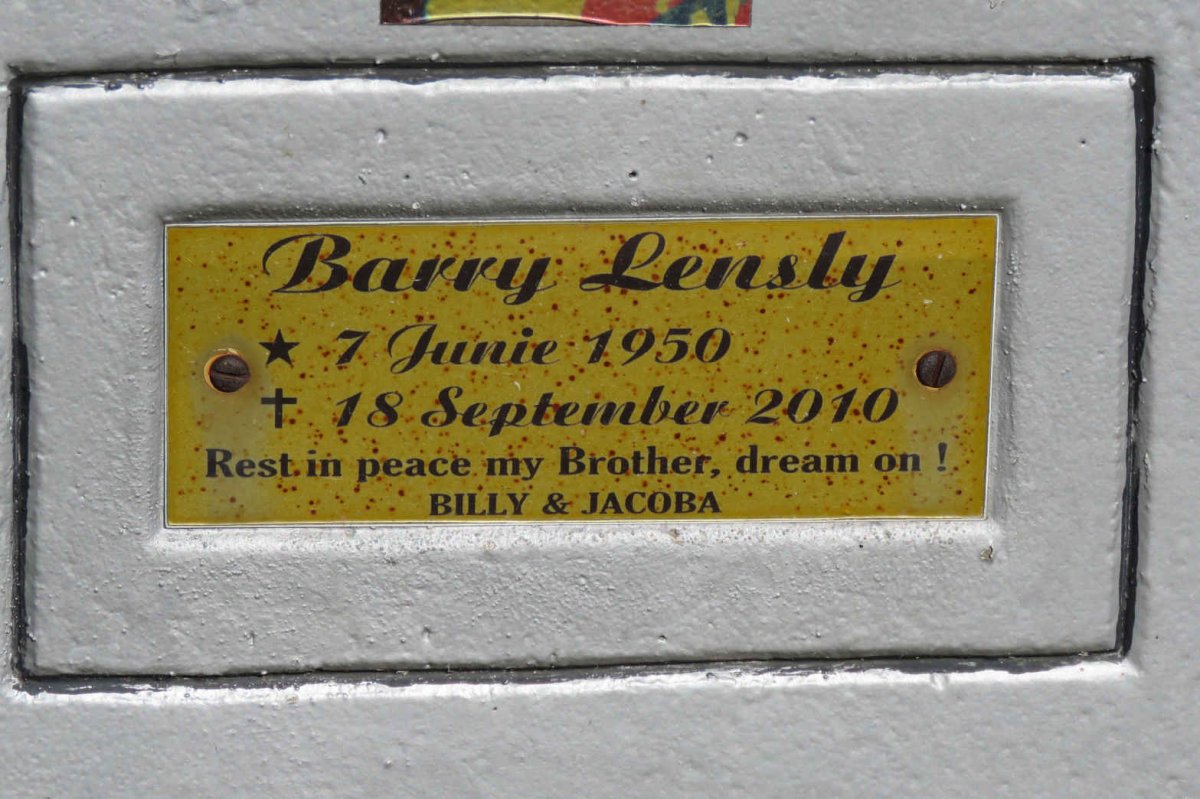 LENSLY Barry 1950-2010