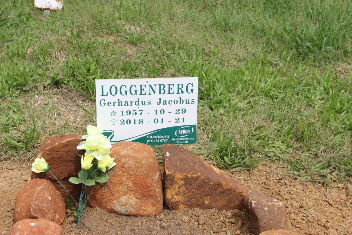 LOGGENBERG Gerhardus Jacobus 1957-2018