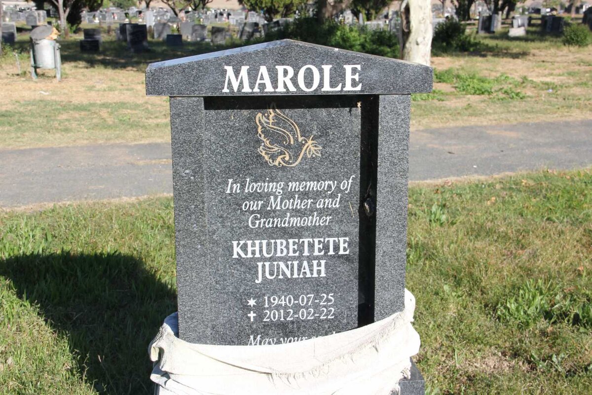 MAROLE Khubetete Juniah 1940-2012
