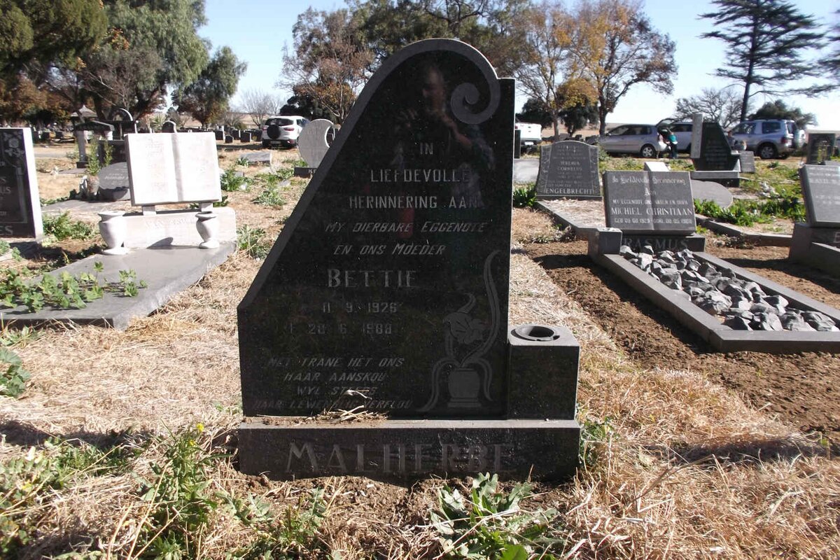 MALHERBE Bettie 1926-1988